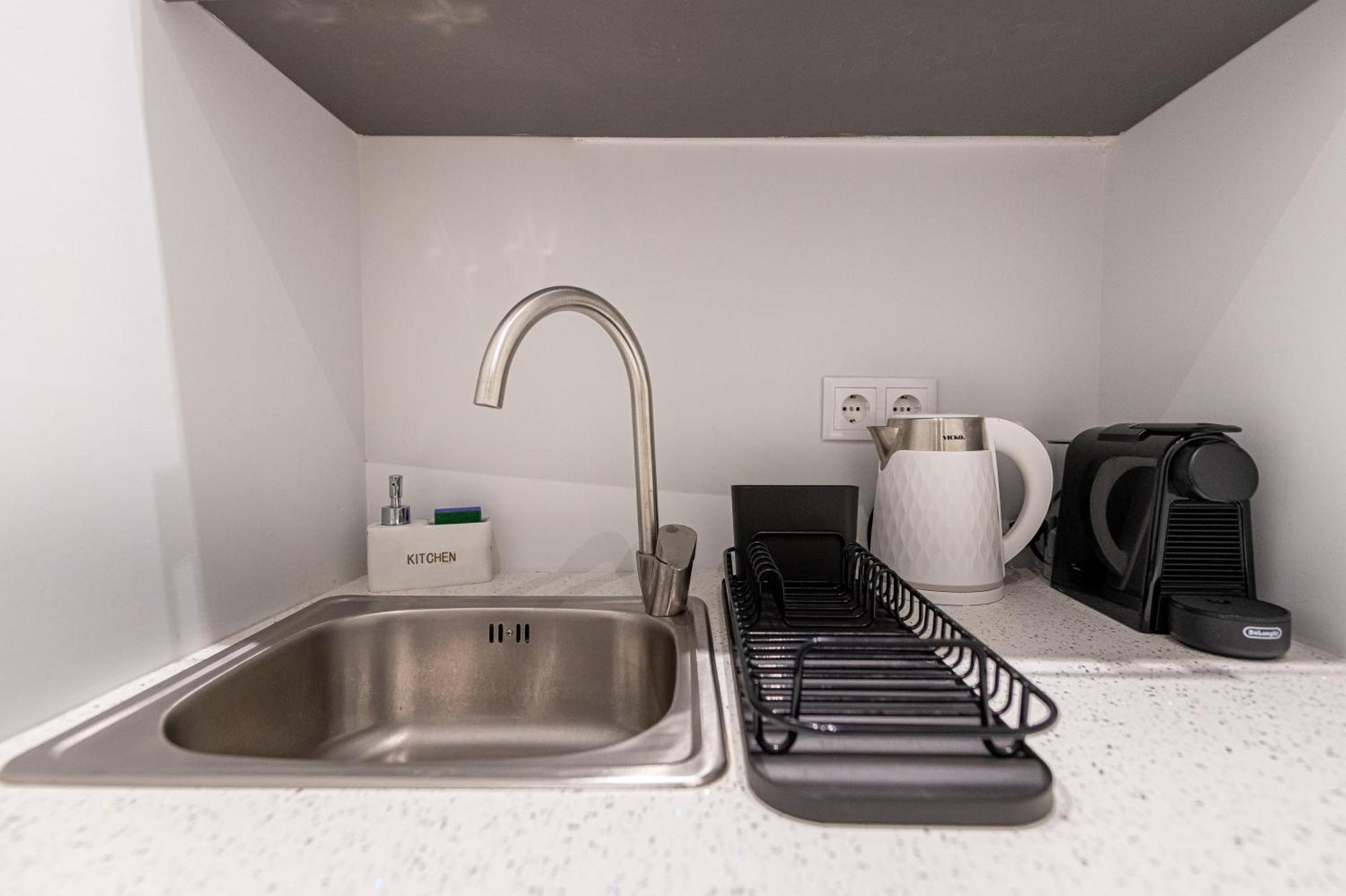 Phaedrus Living: The Nine Muses Clio Apartamento Atenas Exterior foto